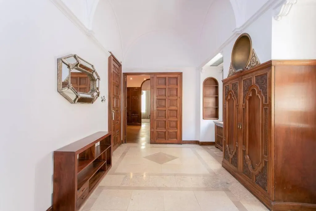 Canela Homes Barcelona Casa Serra