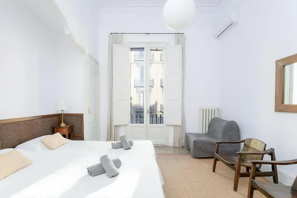 Canela Homes Barcelona Casa Serra