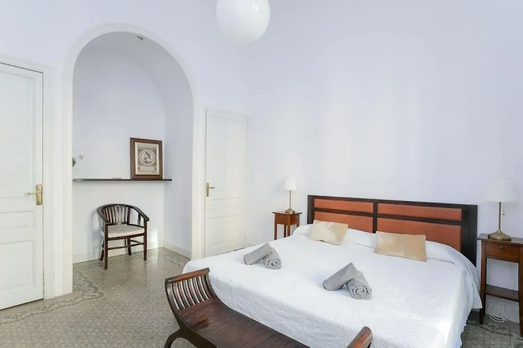 Canela Homes Barcelona Casa Serra 0*,